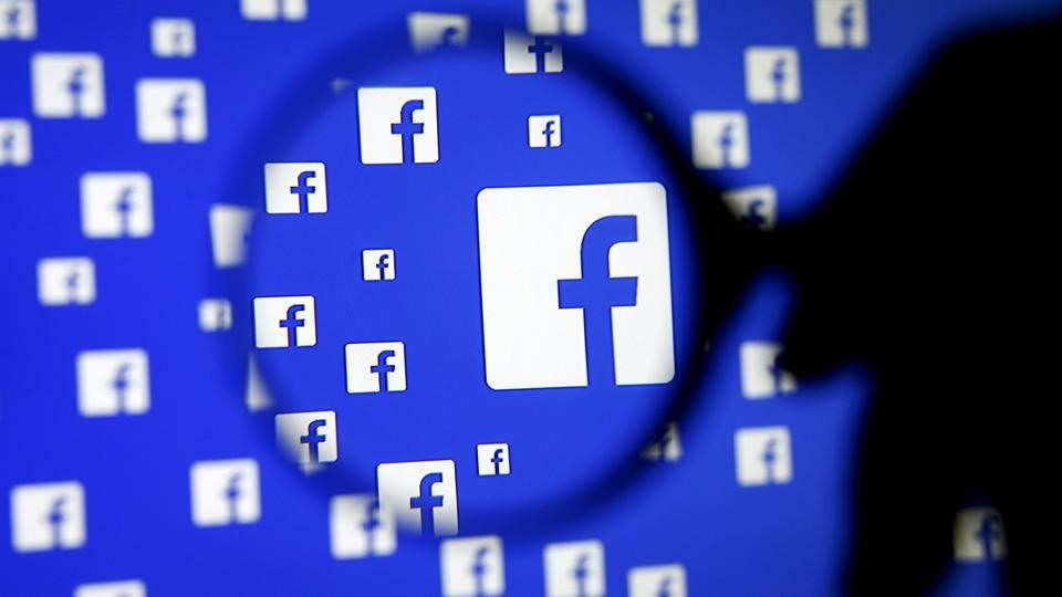 Facebook thông báo đã xóa hơn 1,3 tỷ tài khoản giả mạo trong khoảng thời gian từ tháng 10 đến tháng 12 năm 2020. Ảnh: Reuters