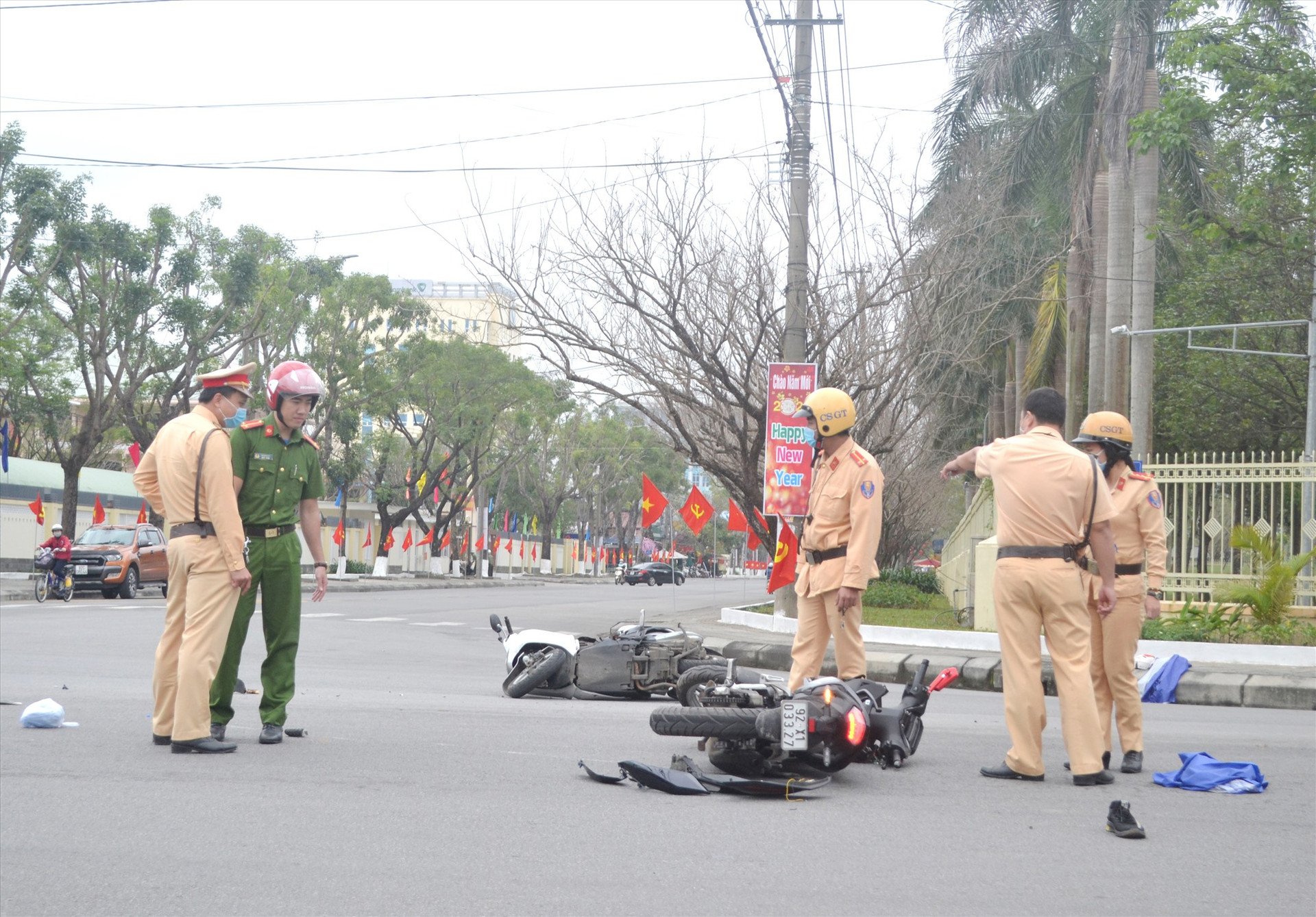 Một vụ TNGT xảy ra tại ngã tư đường Nguyễn Chí Thanh -Trần Hưng Đạo (TP.Tam Kỳ) vào cuối tháng 1.2021. Ảnh: C.T