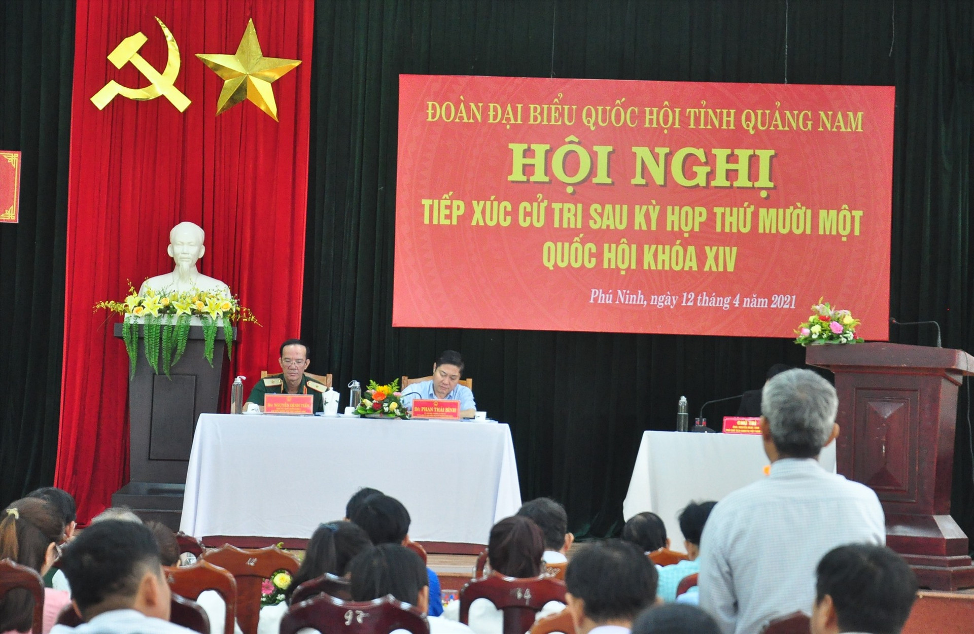 Đây là buổi tiếp xúc cử tri cuối cùng của Đoàn ĐBQH tỉnh Quảng Nam nhiệm kỳ 2021 - 2026 tại Phú Ninh. Ảnh: VINH ANH