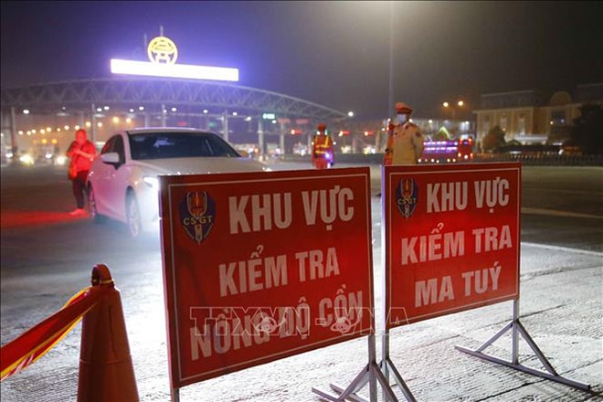 Khu vực kiểm tra nồng độ cồn, ma túy tại cao tốc Pháp Vân - Cầu Giẽ ngày 15/3/2021. Ảnh minh họa: Doãn Tấn/TTXVN