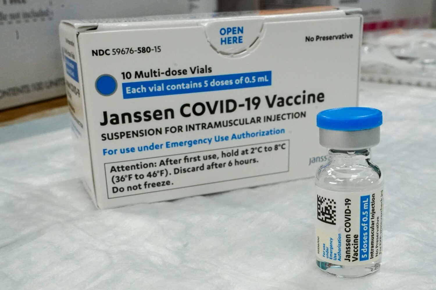 Vắc xin ngừa Covid-19 của hãng Johnson & Johnson. Ảnh: AP