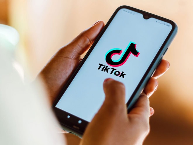 Tài khoản TikTok của Yahoo News trở thành một thương hiệu tin tức hấp dẫn và đáng tin cậy với thế hệ Gen Z. Ảnh: Yahoo News
