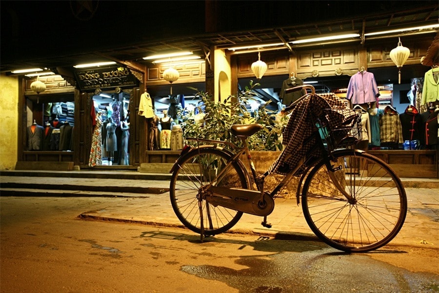 Hoi An is always peaceful at night. Bicycles can be left unlocked on the streets.