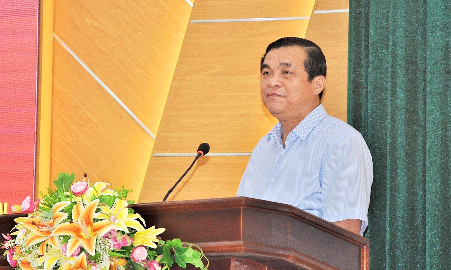 Bí thư Tỉnh ủy, Chủ tịch HĐND tỉnh Phan Việt Cường phát biểu tại hội nghị. Ảnh: VINH ANH