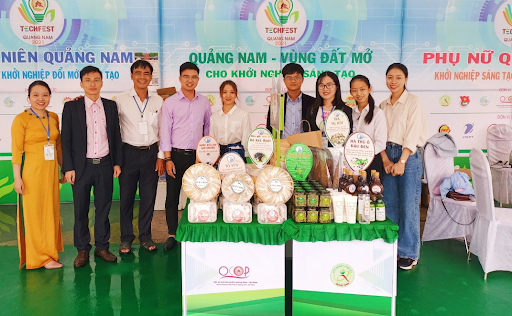 Startup products by students from Faculty of Medicine and Pharmacy - the University of Da Nang