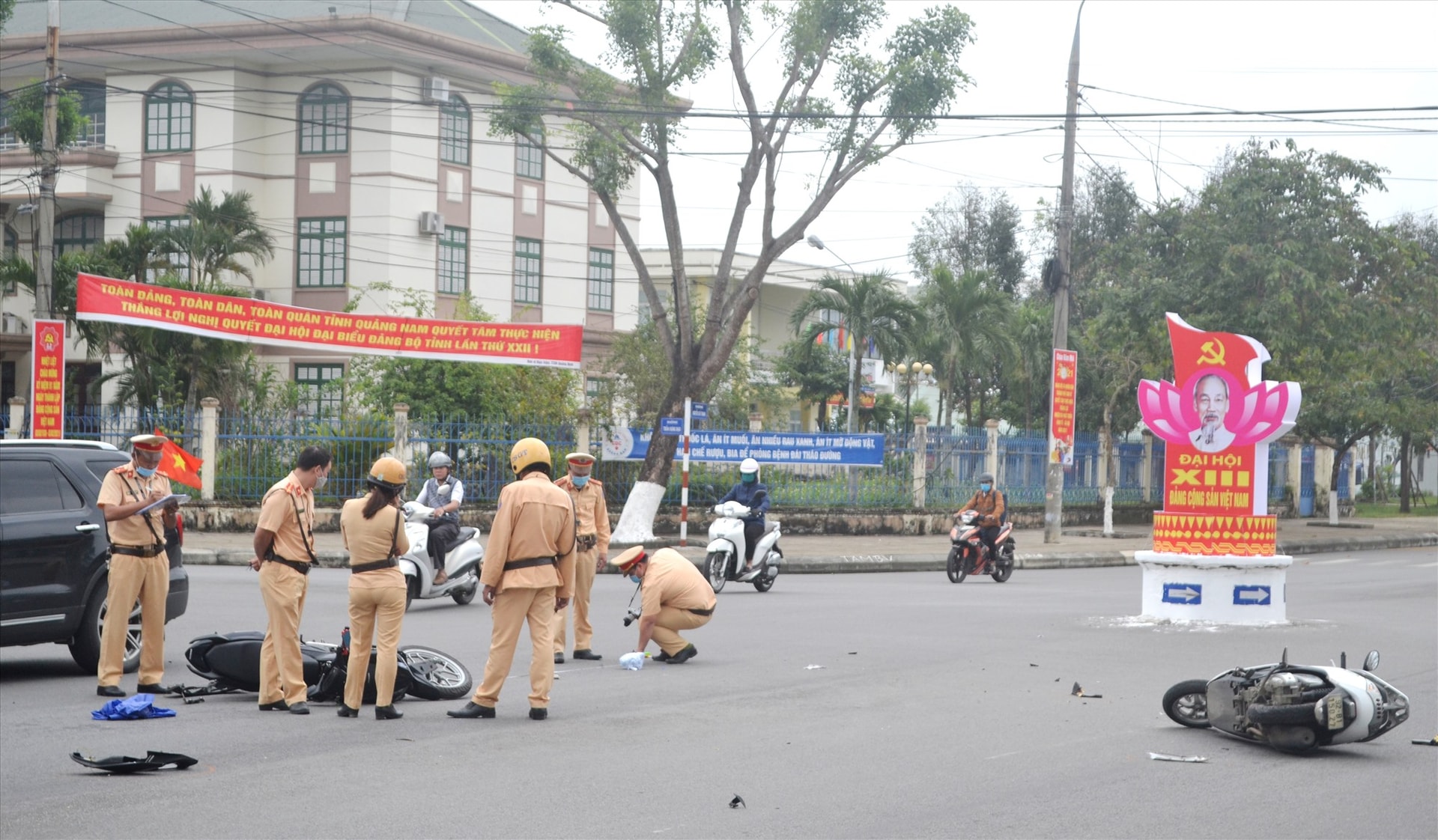 Một vụ TNGT xảy ra vào ngày 28.1.2021 tại TP.Tam Kỳ. Ảnh: CT