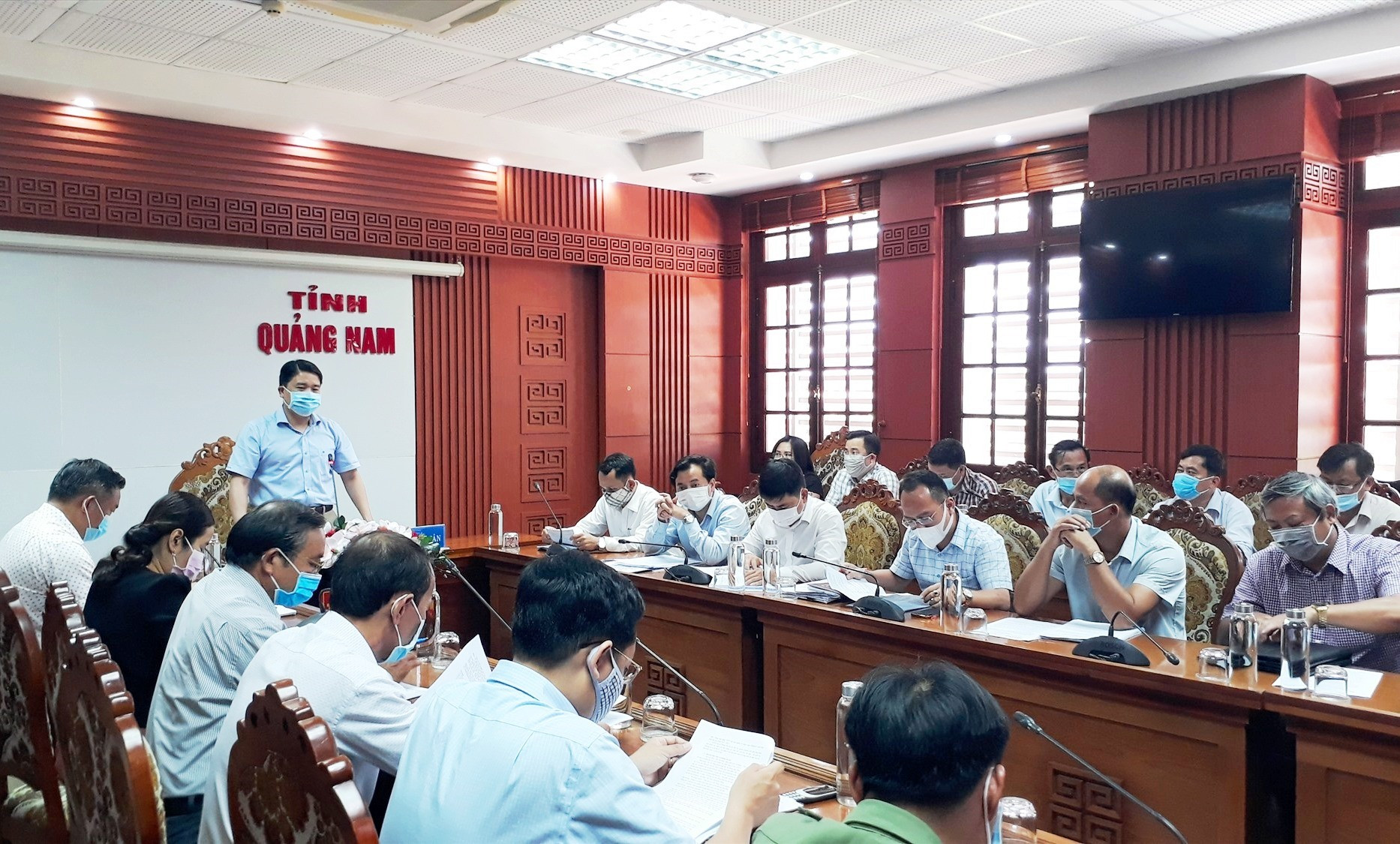 Phó Chủ tịch UBND tỉnh Trần Văn Tân đề nghị các sở, ngành và địa phương tập trung chuẩn bị để tổ chức hội thi và lễ hội thành công. Ảnh: T.V