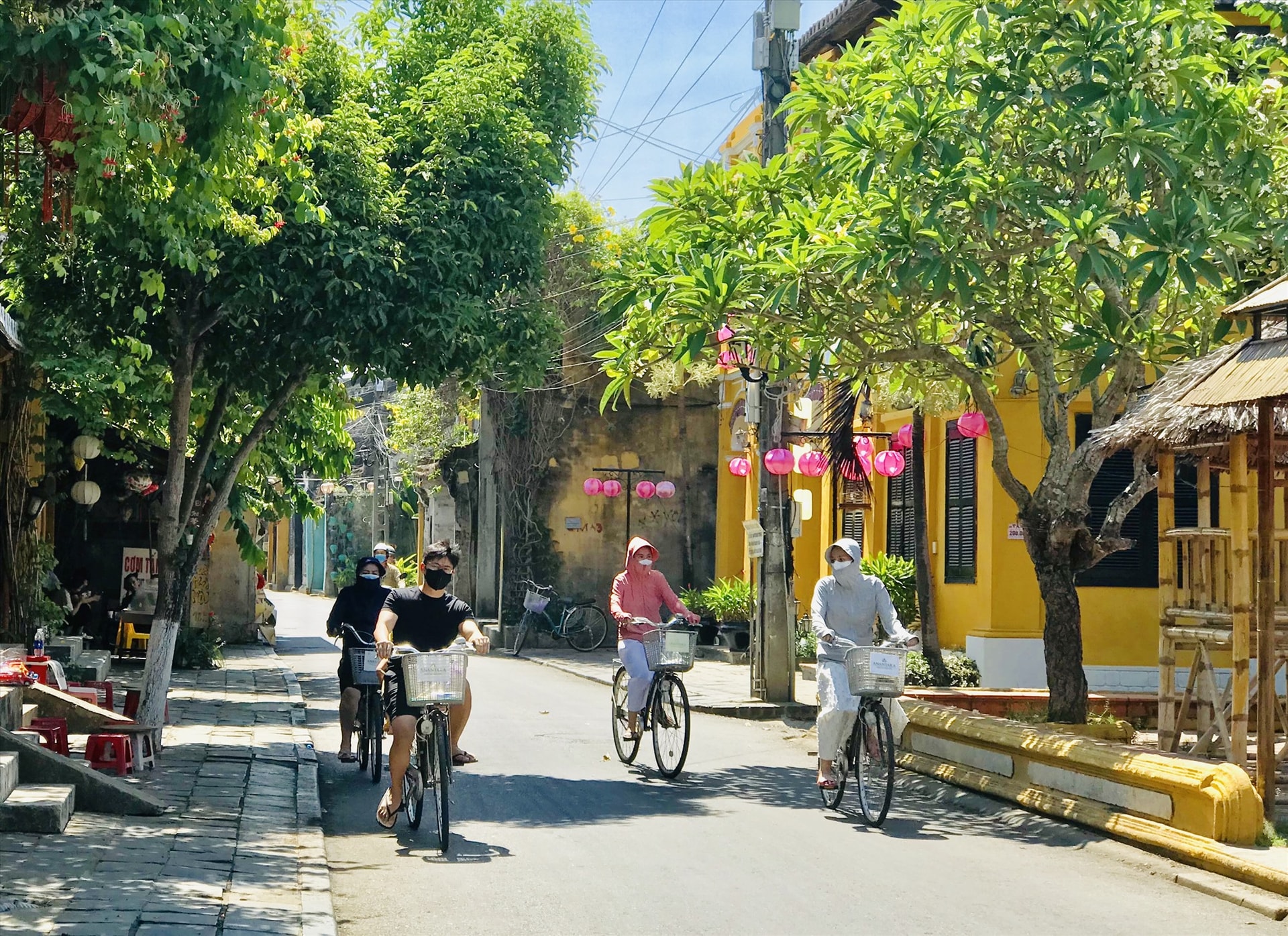 TP. Hội An khó đảm bảo mục tiêu kép vừa phòng chống dịch vừa phát triển kinh tế. Ảnh: H.T