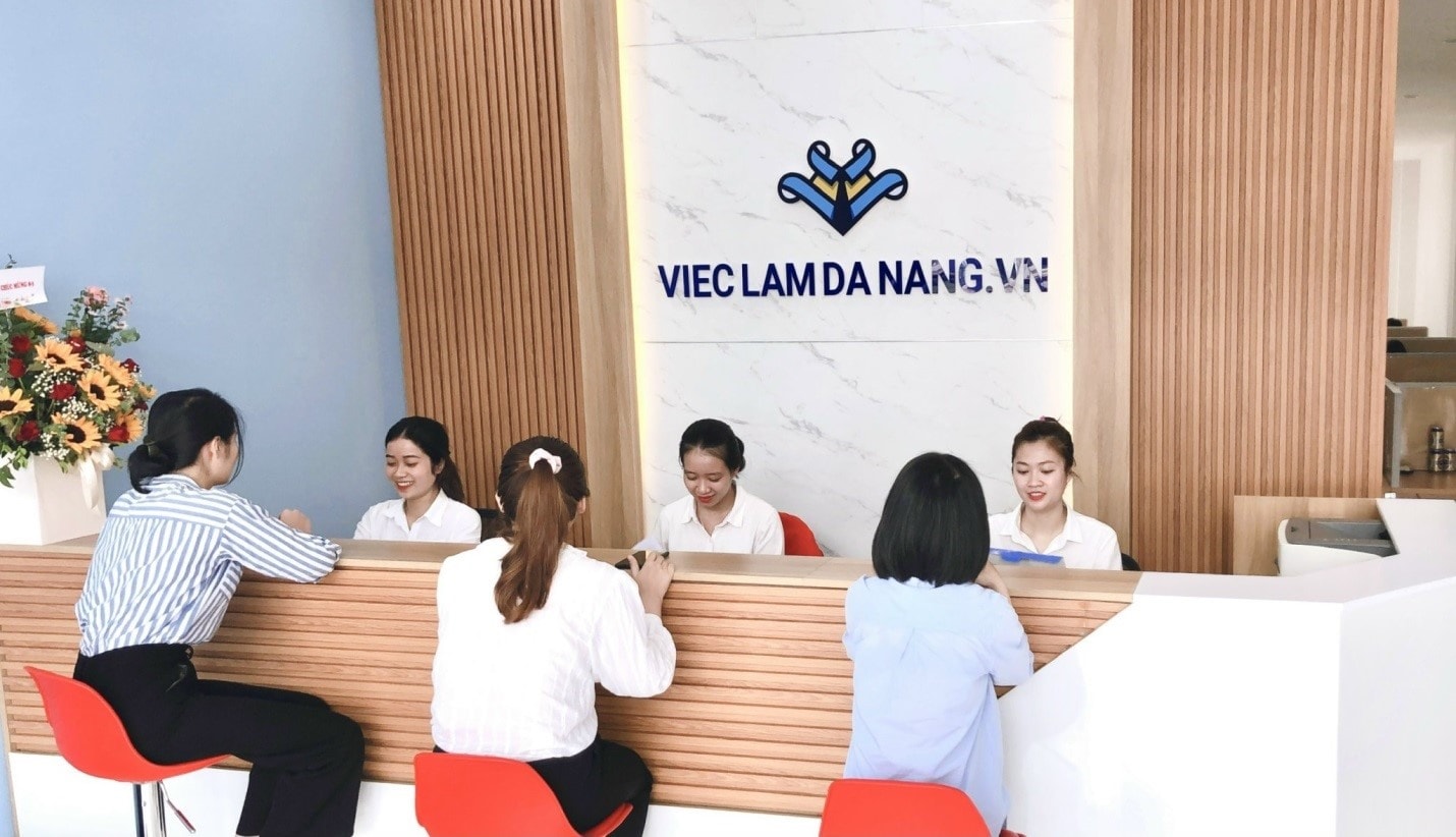 Tư vấn việc làm trực tiếp tại văn phòng của vieclamdanang.vn