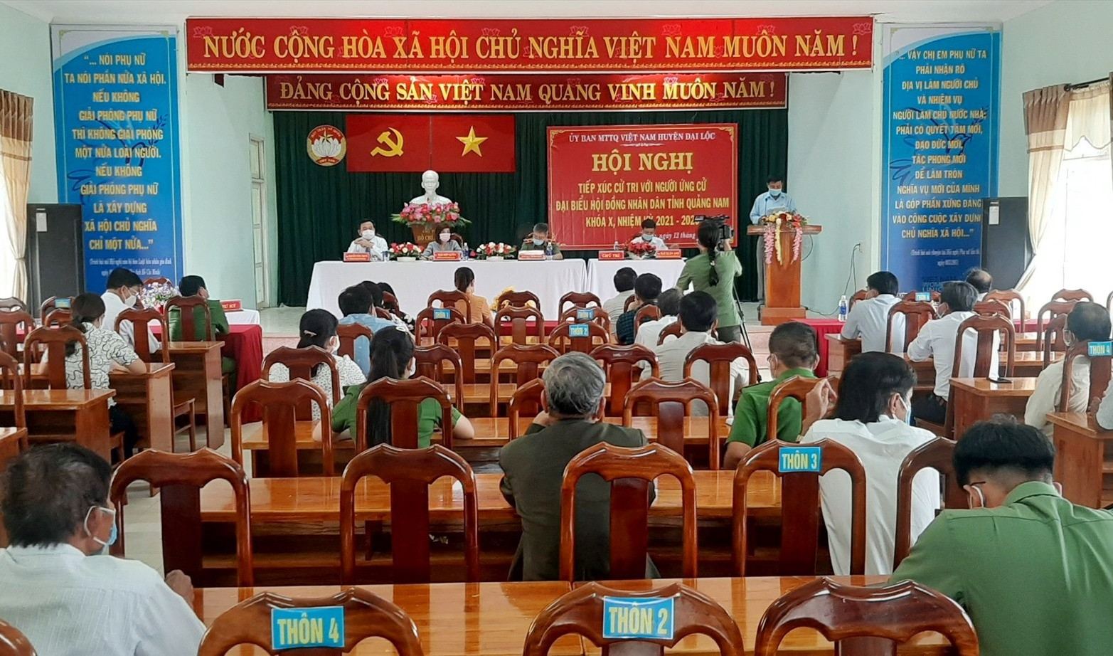 Quang cảnh buổi tiếp xúc cử tri của ứng cử viên đại biểu HĐND tỉnh tại xã Đại Hòa. Ảnh: L.D