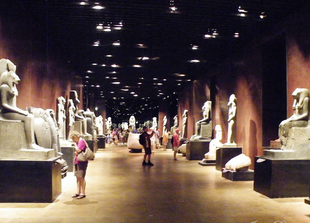 Khách tham quan một trong những bảo tàng lịch sử nổi tiếng của Italia. Ảnh: Mapio