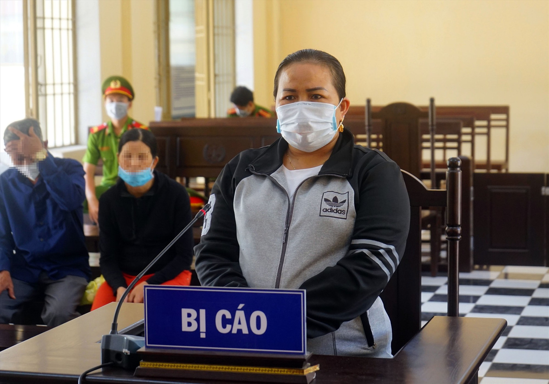 Bị cáo Nguyễn Thị Hiệp tại phiên tòa.