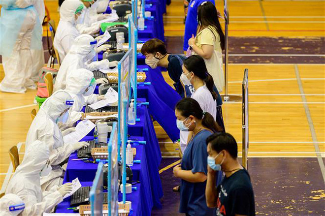 Một điểm xét nghiệm Covid-19 tại Bangkok, Thái Lan. Ảnh: AFP/TTXVN