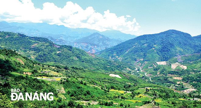 Vùng cao Quảng Nam.  Ảnh: HUY ĐẰNG