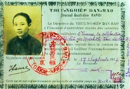 Thẻ Thực nghiệp Dân báo ghi tên thật của bà, Huỳnh Thị Thái. (Ảnh tư liệu của soạn giả Trương Duy Hy).
