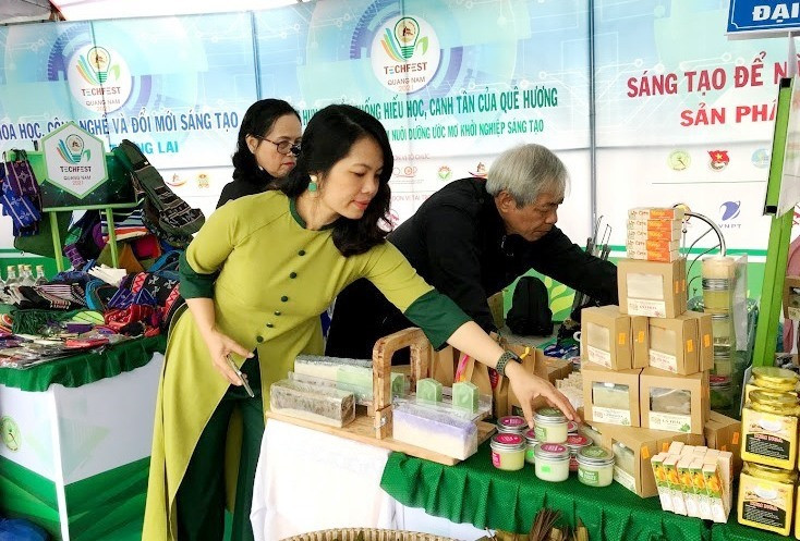 Quảng Nam tổ chức nhiều hoạt động hỗ trợ xây dựng hệ sinh thái KNĐMST năm 2021. Ảnh: C.N