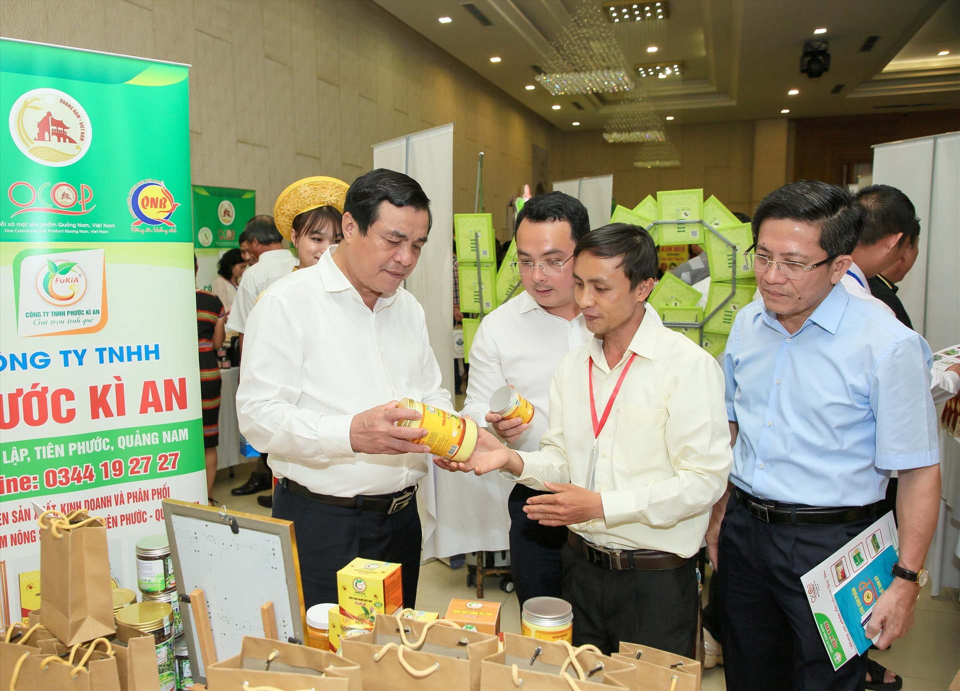 Start-up and OCOP products of Quang Nam businesses