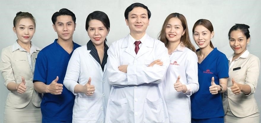 Muốn tiêm filler an toàn nên tìm kiếm bác sĩ có kinh nghiệm chuyên môn vững.