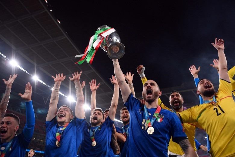 Đội tuyển Ý đoạt Cúp vàng Euro 2020