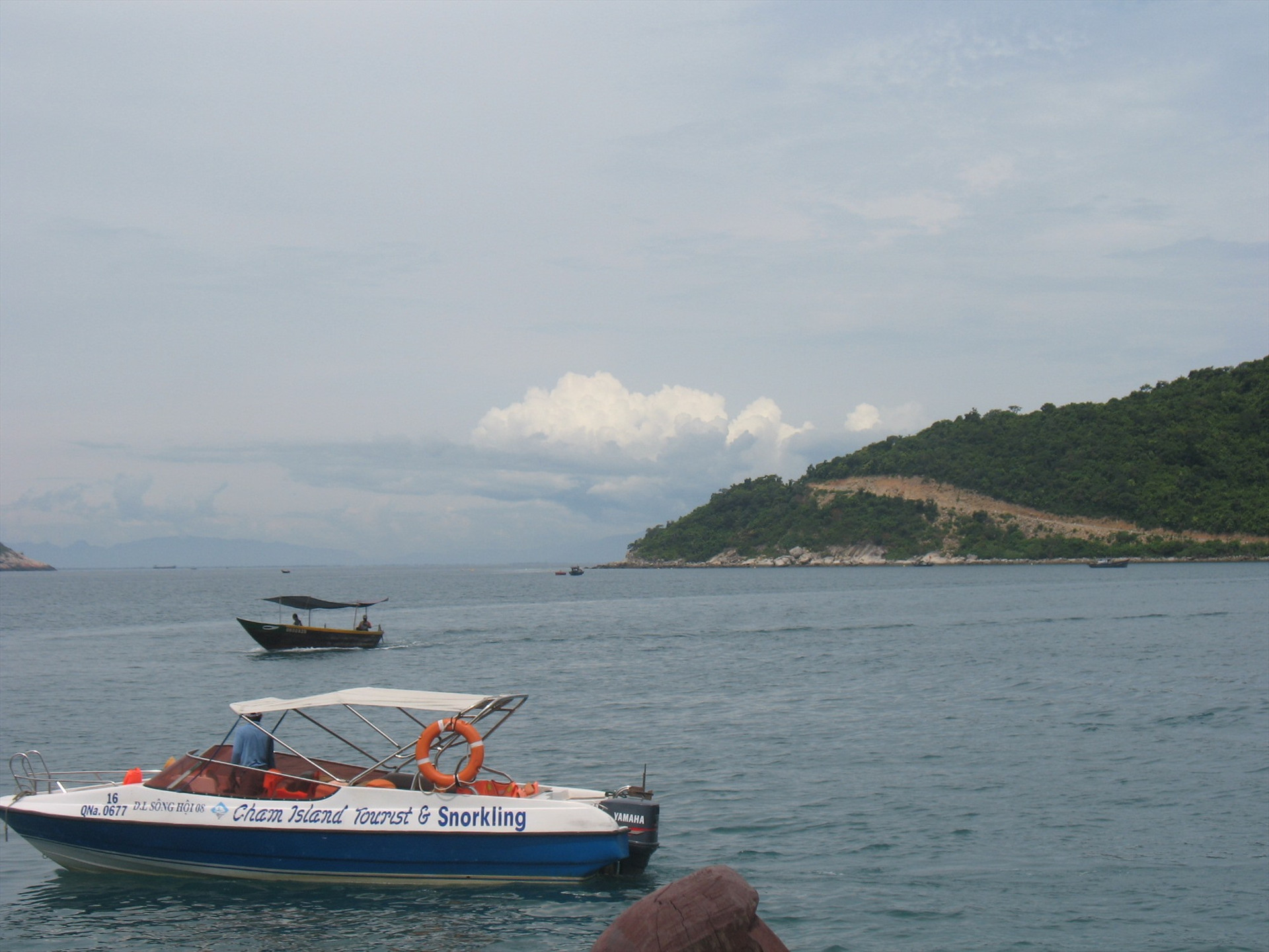 Hàn Quốc tài trợ dự án nhằm quản lý và phát triển nguồn lợi thủy hải sản ven bờ tại xã đảo Tân Hiệp (Cù Lao Chàm). Ảnh: C.N