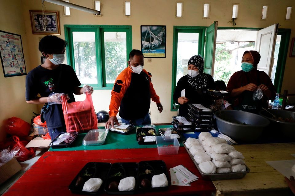 Bếp ăn từ thiện Dompet Dhuafa tại Indonesia. Ảnh: Reuters