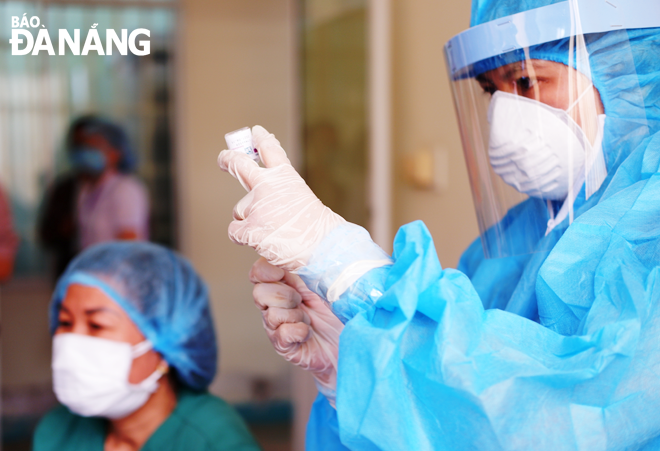Đà Nẵng sẵn sàng tiêm vắc-xin phòng Covid-19 cho giai đoạn tiếp theo. Ảnh: PHAN CHUNG