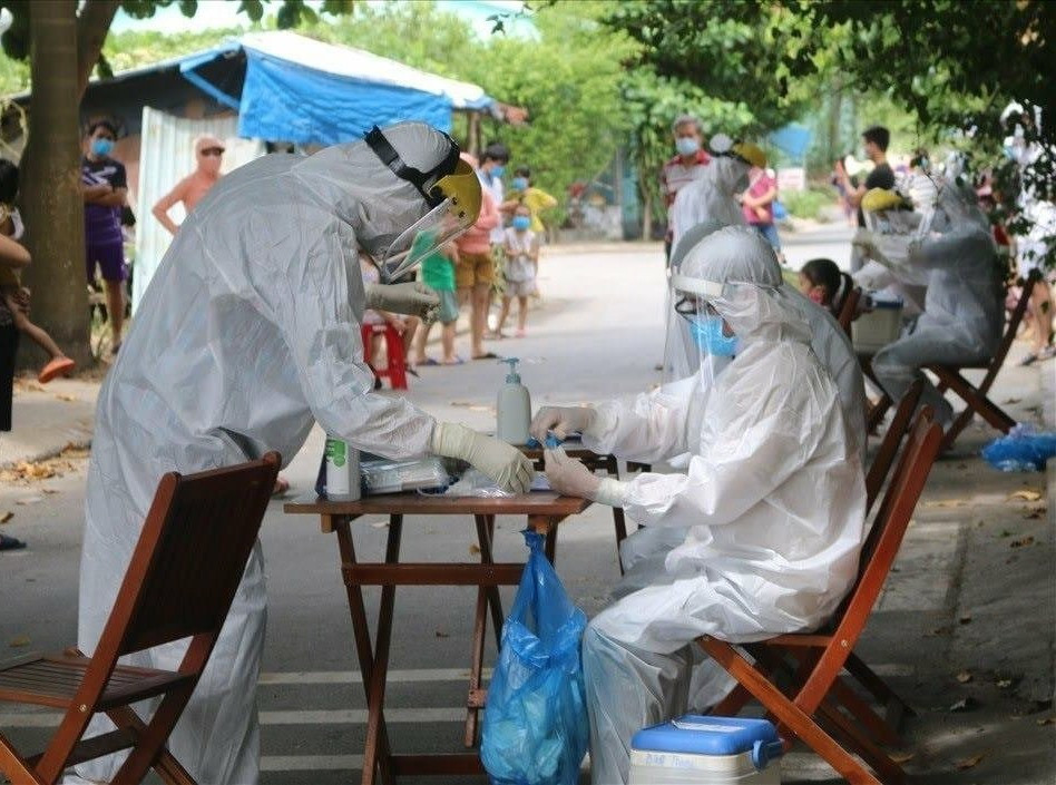 Ngành y tế huy động nhân lực toàn ngành để sẵn sàng tham gia các đội cơ động phòng chống dịch của Quảng Nam. Ảnh: CTV