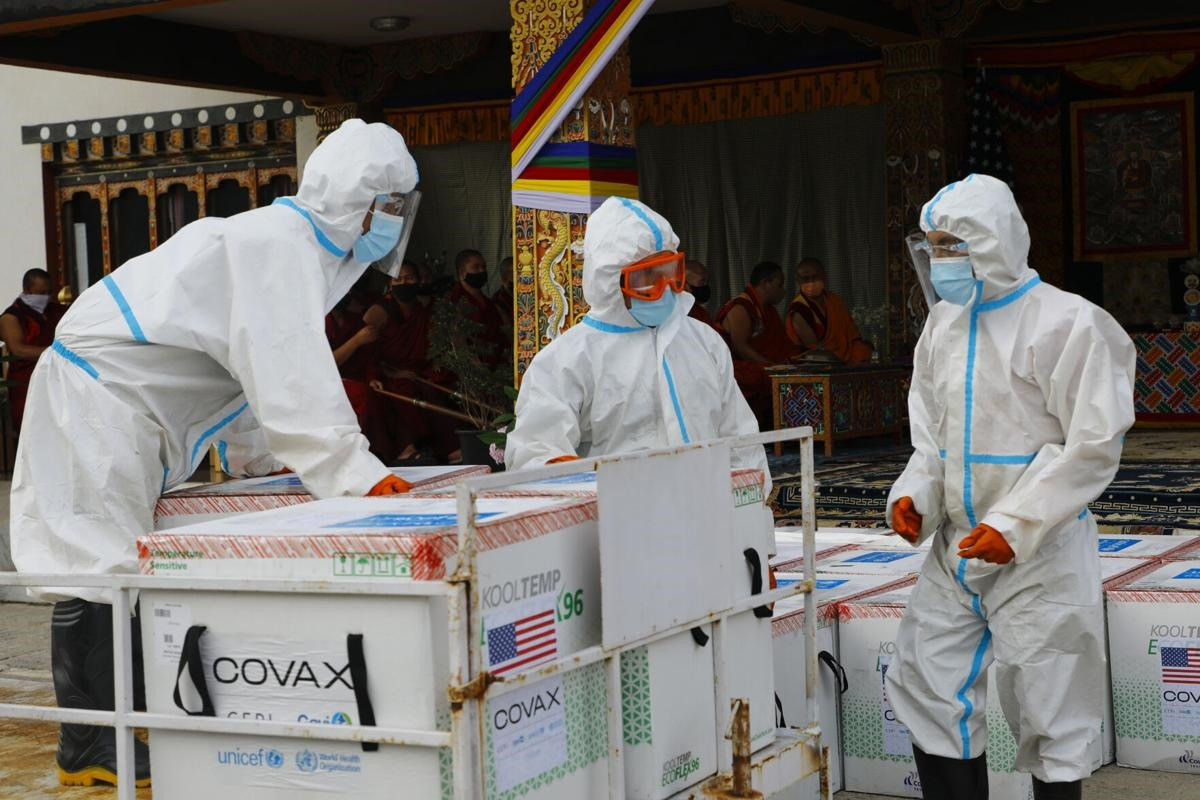 Bhutan tiếp nhận vắc xin Covid-19. Ảnh: Gettyimage