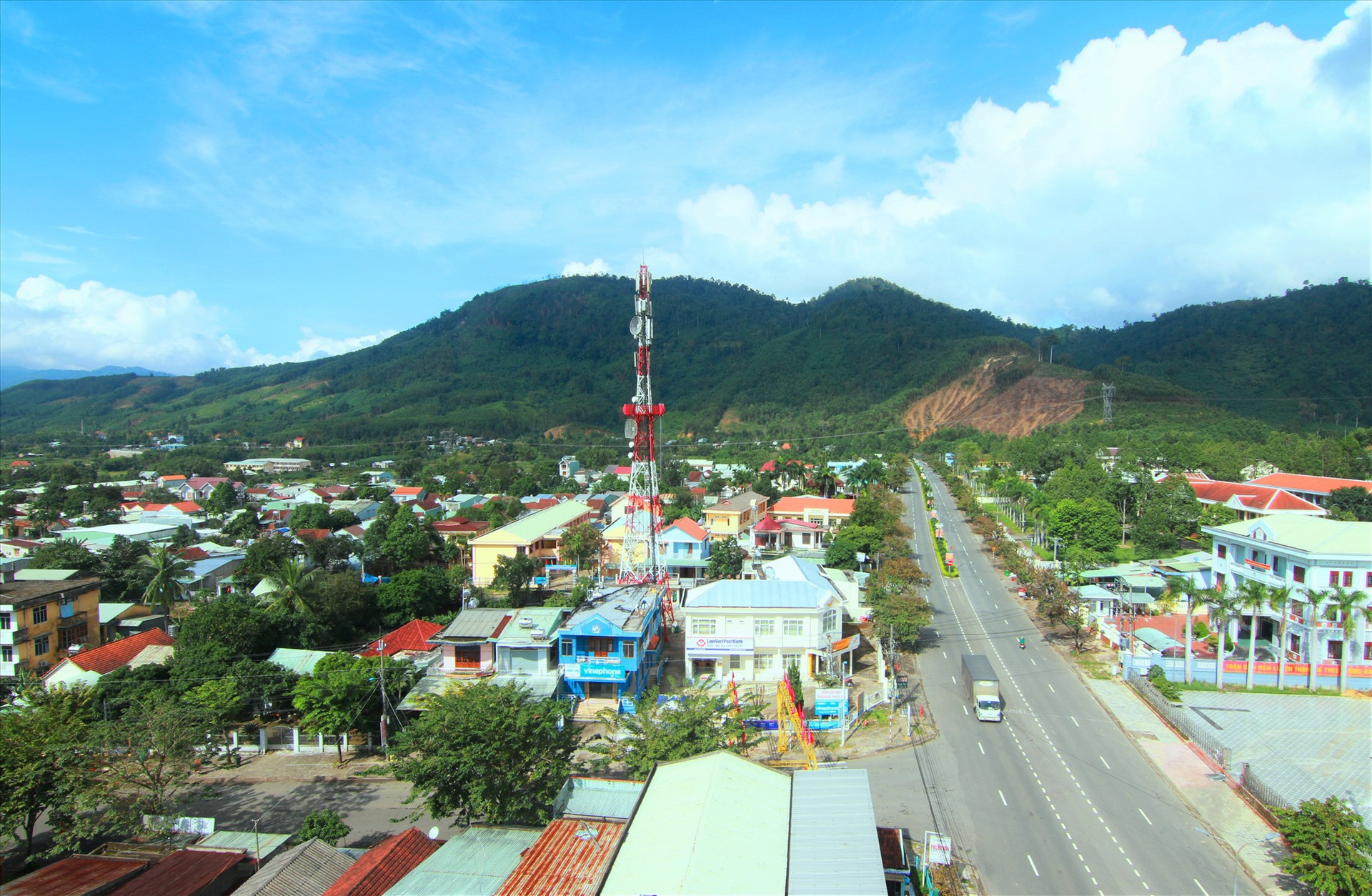 Khâm Đức sẽ trở thành đô thị trung tâm vùng huyện Phước Sơn vào năm 2030.Ảnh: ALĂNG NGƯỚC