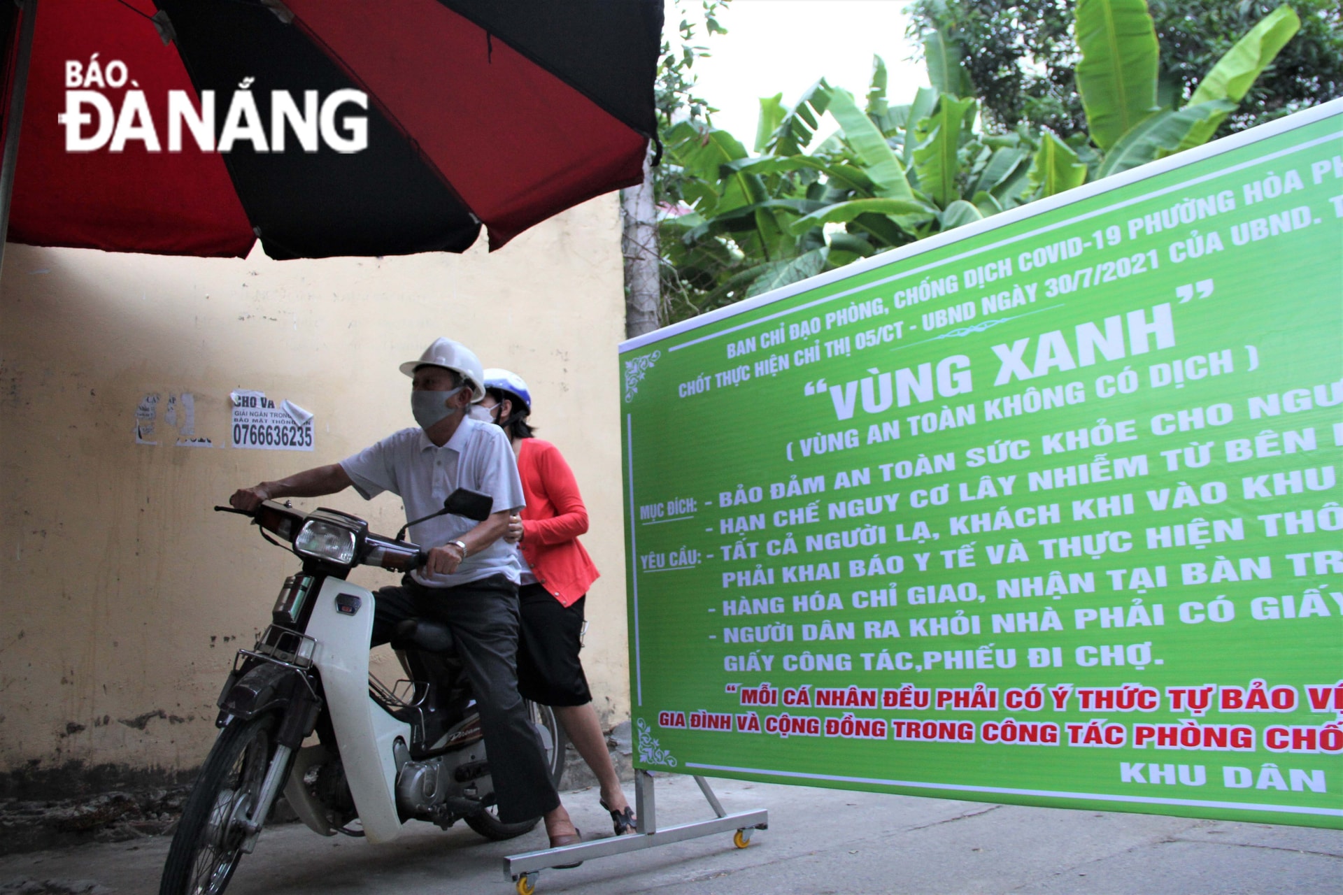 Các địa phương đang tiếp tục khảo sát, mở rộng thêm nhiều ‘vùng xanh”. Việc xây dựng các “vùng xanh” nhằm ngăn chặn dịch bệnh tấn công vào khu dân cư, bảo đảm sự an toàn cho nhân dân, từng bước khoanh vùng, đẩy lùi dịch bệnh. Ảnh: L.P