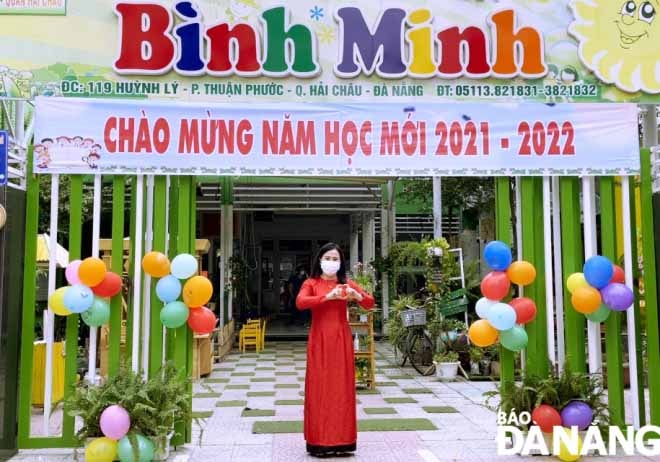 Thông điệp yêu thương cô hiệu trưởng Trường Mầm non Bình Minh gửi đến phụ huynh và các cháu mầm non. Ảnh NGỌC HÀ.