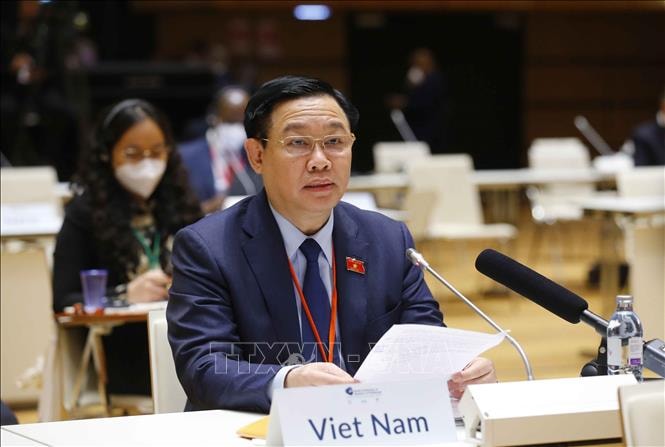 Chủ tịch Quốc hội Vương Đình Huệ phát biểu. Ảnh: Doãn Tấn/TTXVN