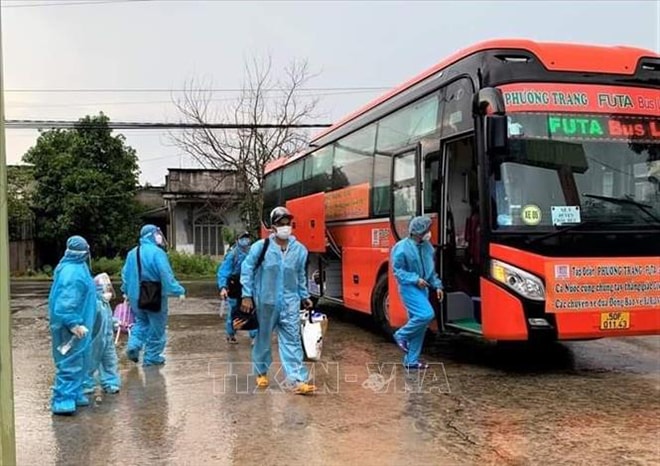 Người dân từ TP. Hồ Chí Minh về các địa phương. Ảnh: TTXVN