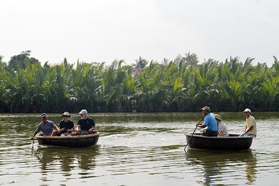 Coracles in Hoi An