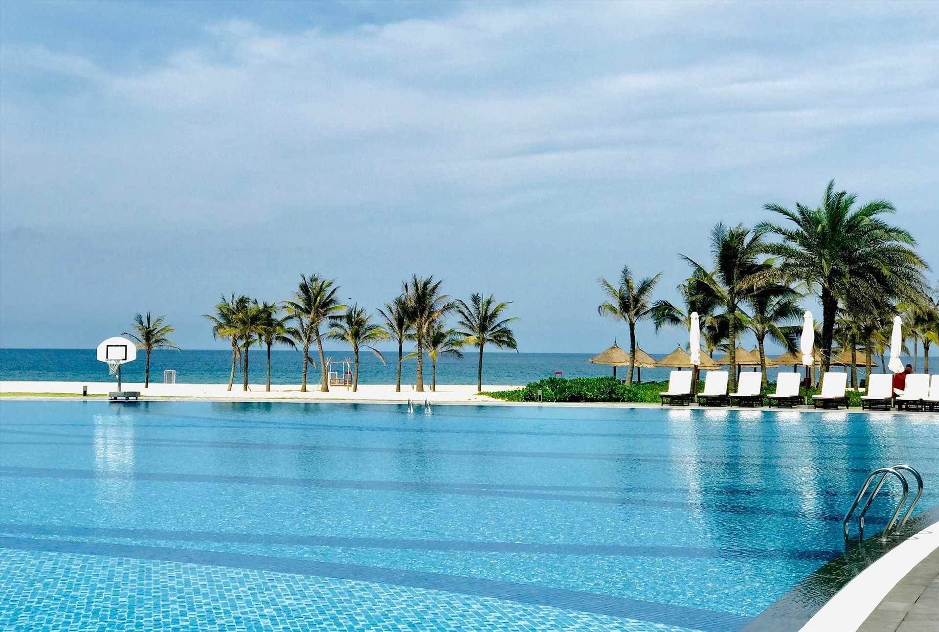 Khu nghỉ dưỡng Vinpearl Resort & Golf Nam Hội An là một trong các đơn vị được chọn thí điểm đón khách quốc tế trong tháng 11.2021. Ảnh: Q.T