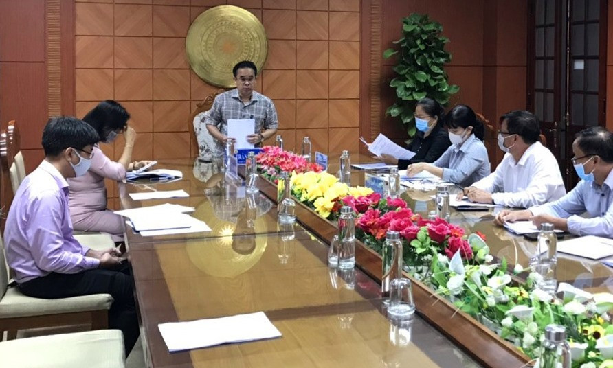 Phó Chủ tịch UBND tỉnh Trần Anh Tuấn chủ trì cuộc họp