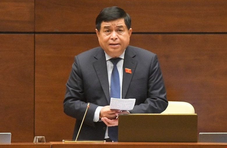 Bộ trưởng Nguyễn Chí Dũng trả lời chất vấn về các giải phpas phục hồi, phát triển kinh tế trong bối cảnh, tình hình mới,..