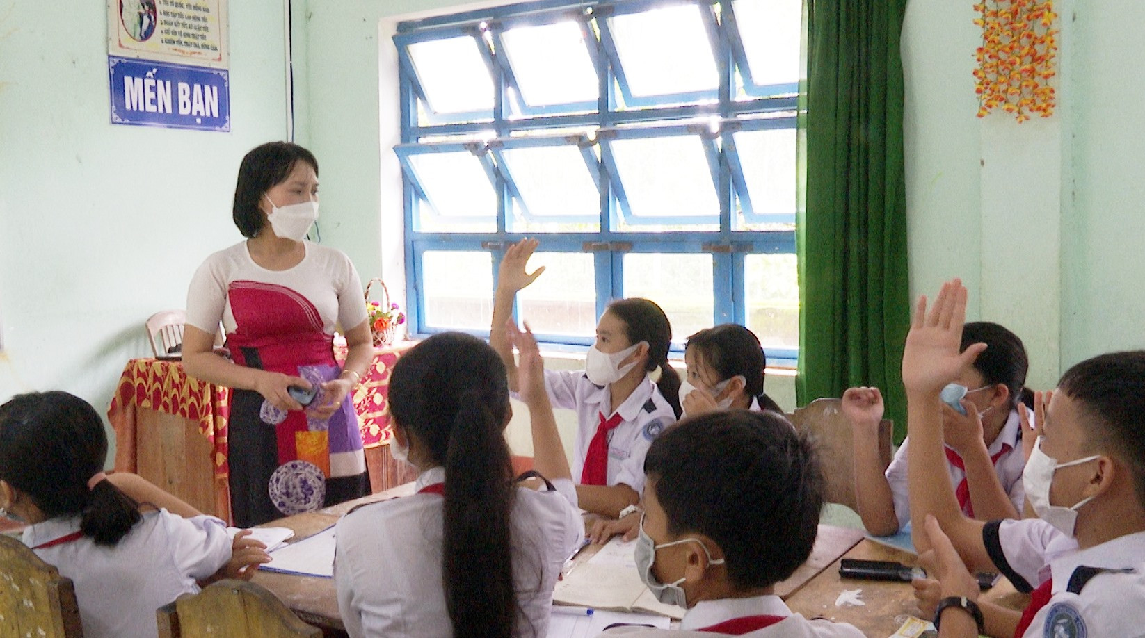 Cô giáo Nguyễn Thị Minh Tâm trong một tiết dạy. Ảnh: N.H