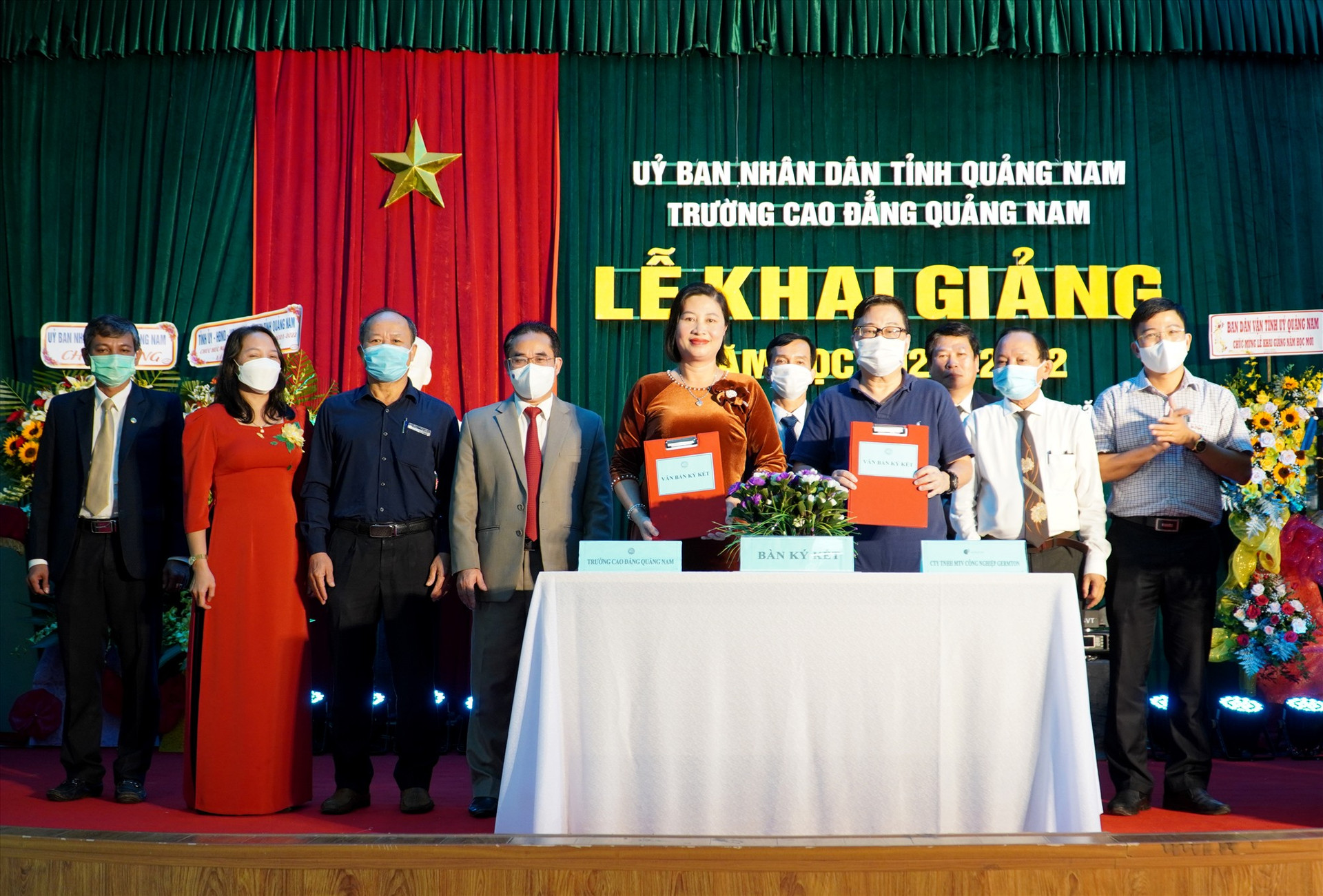 Trường Cao đẳng Quảng Nam tổ chức ký kết hợp tác liên kết đào tạo nguồn lao động với doanh nghiệp. Ảnh: H.Q