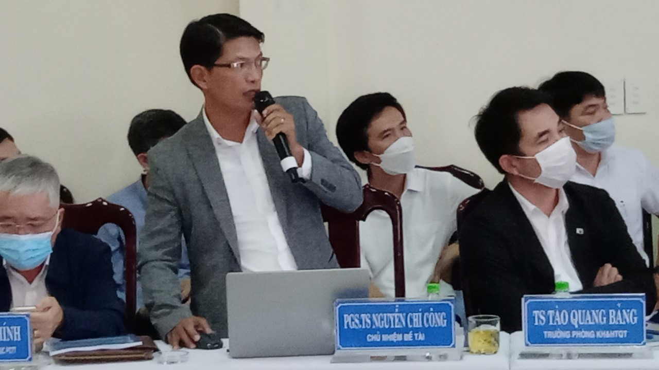 PGS-TS. Nguyễn Chí Công phát biểu tại hội thảo. Ảnh: H.P
