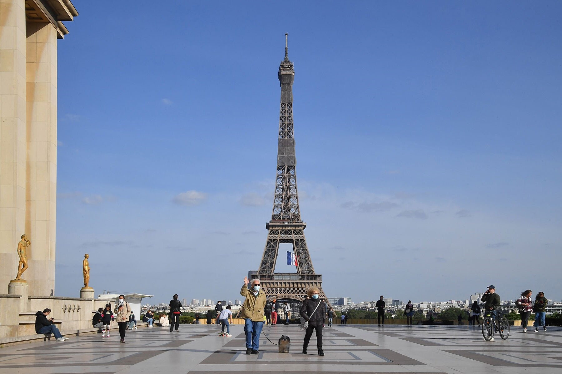Paris (Pháp), điểm thu hút khách du lịch quốc tế hàng đầu thế giới vẫn trầm lắng sau khi được mở cửa trở lại vào mùa hè vừa qua. Ảnh: Gettyimage