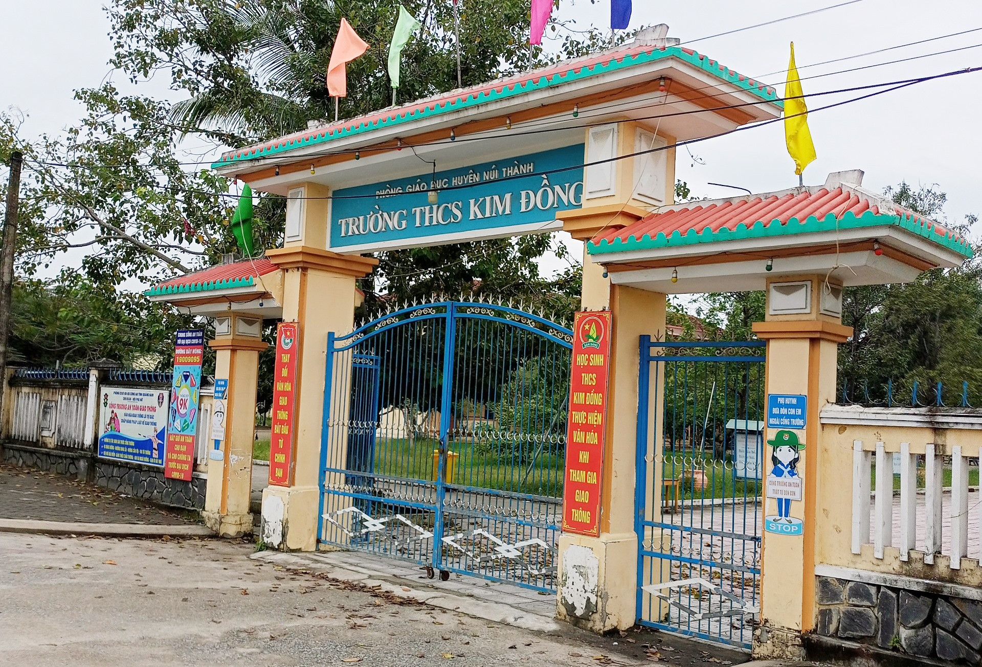 Trường THCS Kim Đồng nơi phát hiện F0. Ảnh: VĂN PHIN