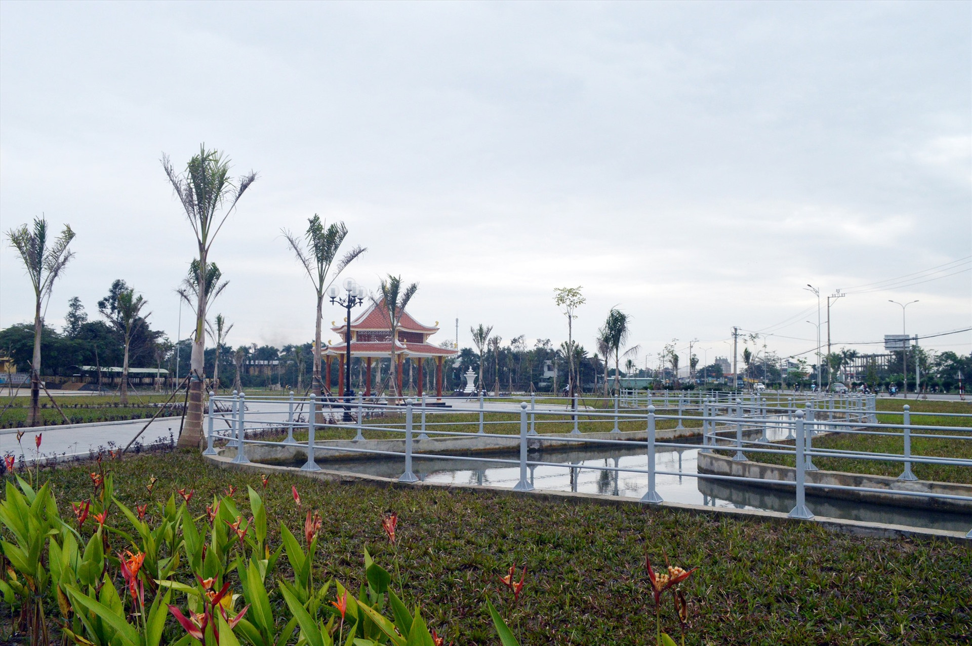 Công viên Mẹ Thứ hoàn thành, góp phần tạo nên diện mạo đô thị mới cho Điện Bàn. Ảnh: V.LỘC