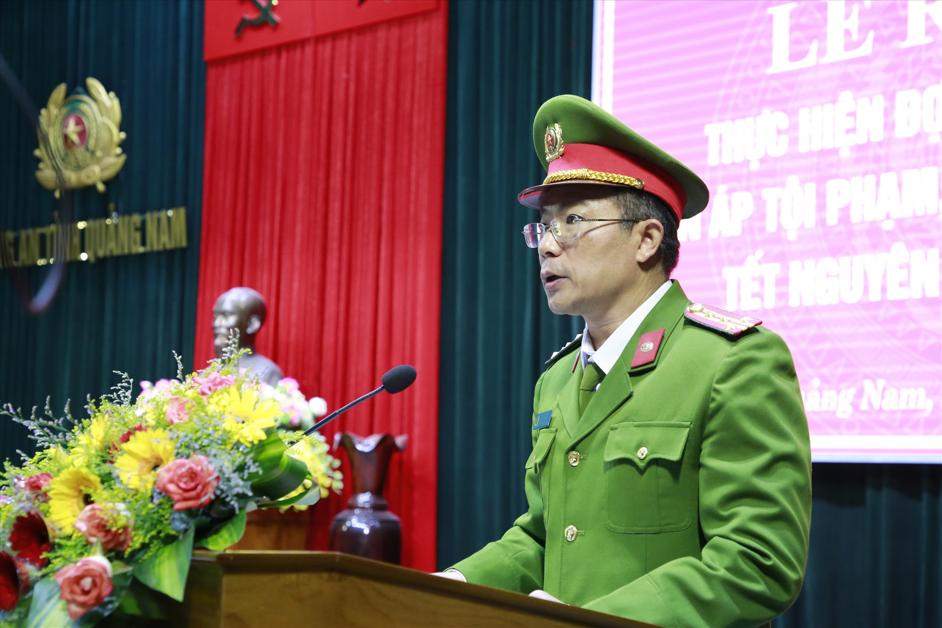 Đại tá Nguyễn Hà Lai phát biểu tại lễ ra quân. Ảnh: T.C