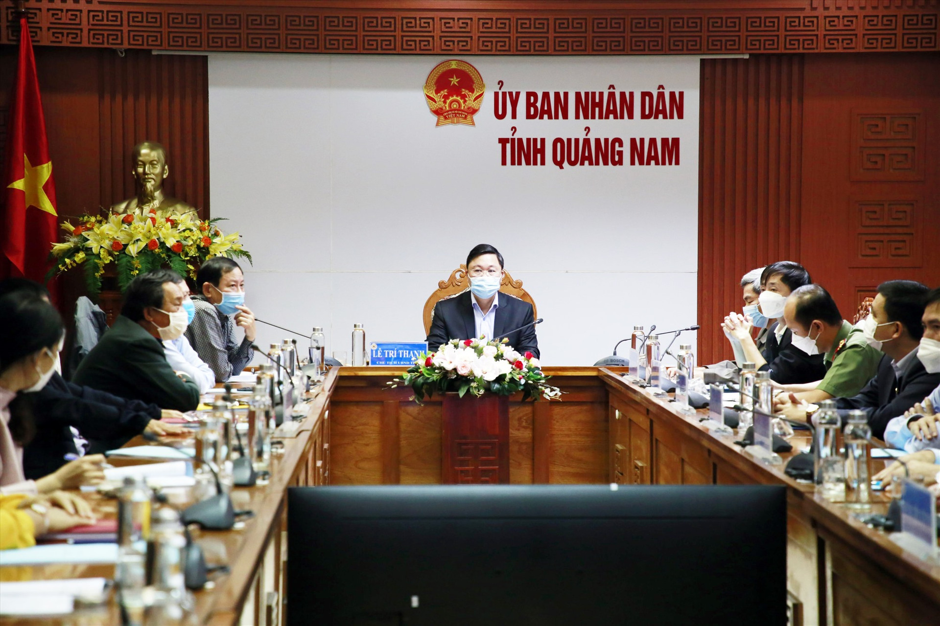 Chủ tịch UBND tỉnh Lê Trí Thanh chủ trì điểm cầu trực tuyến tại Quảng Nam.