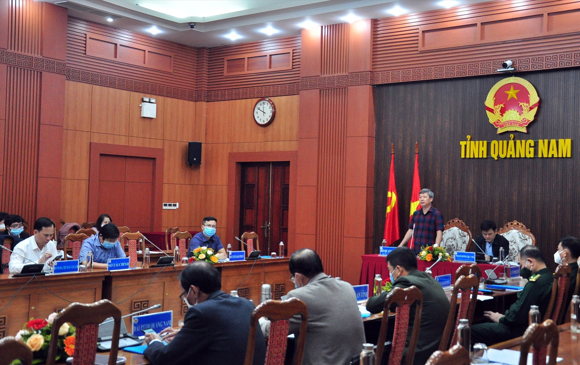 Phó Chủ tịch UBND tỉnh Hồ Quang Bửu đề nghị đầu tư công nghệ mới, nâng cao hiệu quả TTĐN. Ảnh: V.A