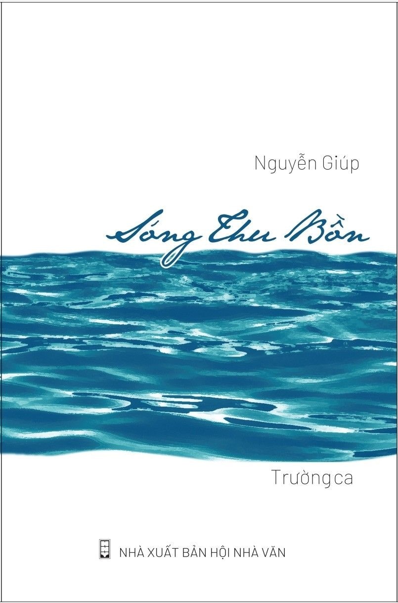 Bìa tập sách “Sóng Thu Bồn”.