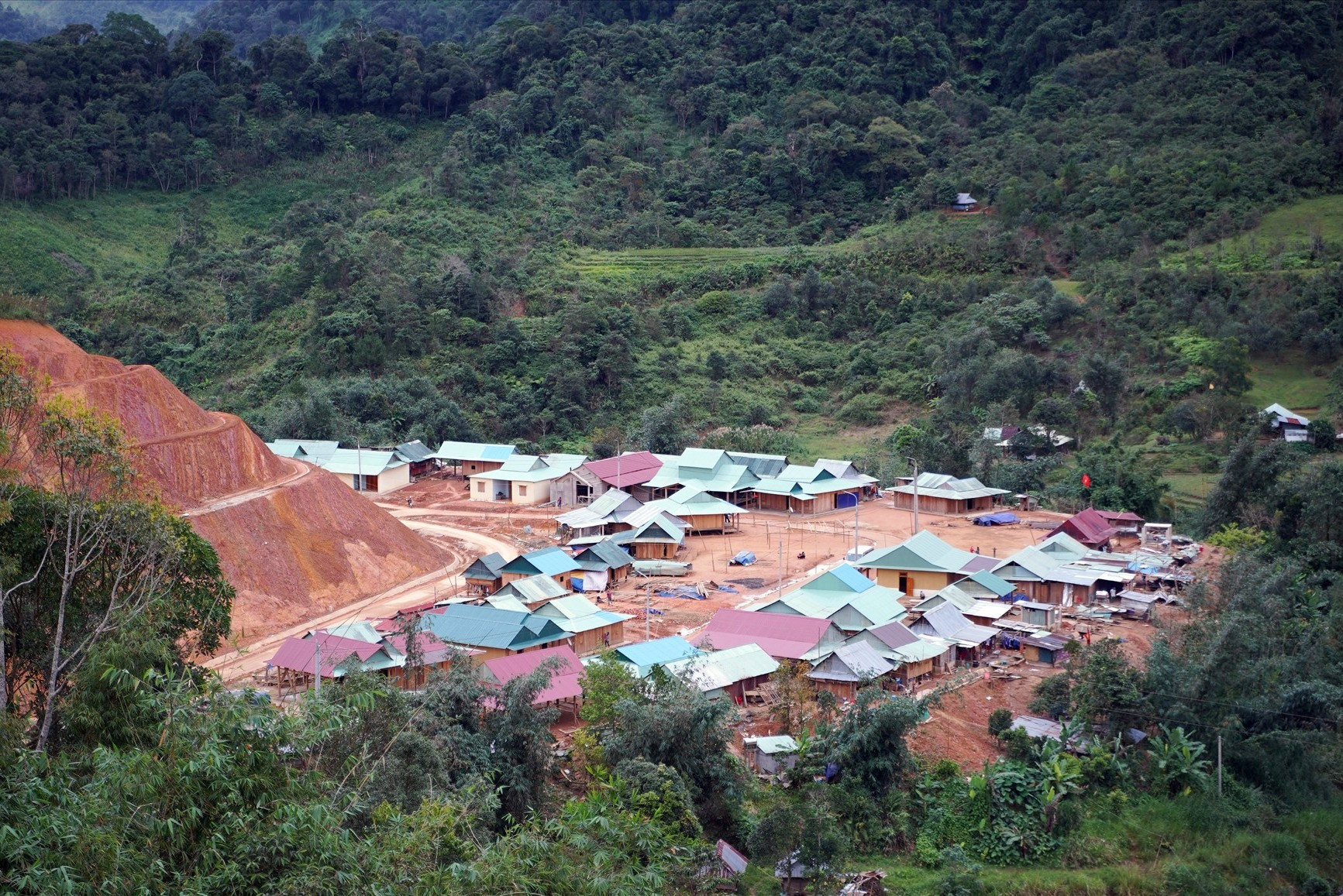 Ngôi làng mới tại xã Axan do Lifestart Foundation phối hợp với chính quyền địa phương thành lập