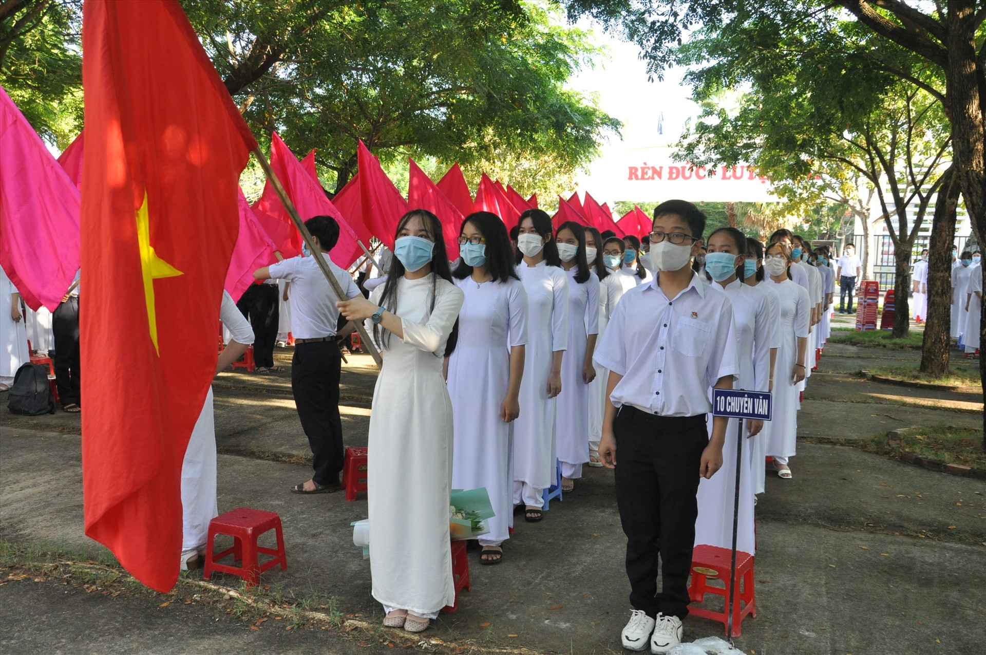 Học sinh Trường THPT chuyên Nguyễn Bỉnh Khiêm (Quảng Nam). Ảnh: X.P