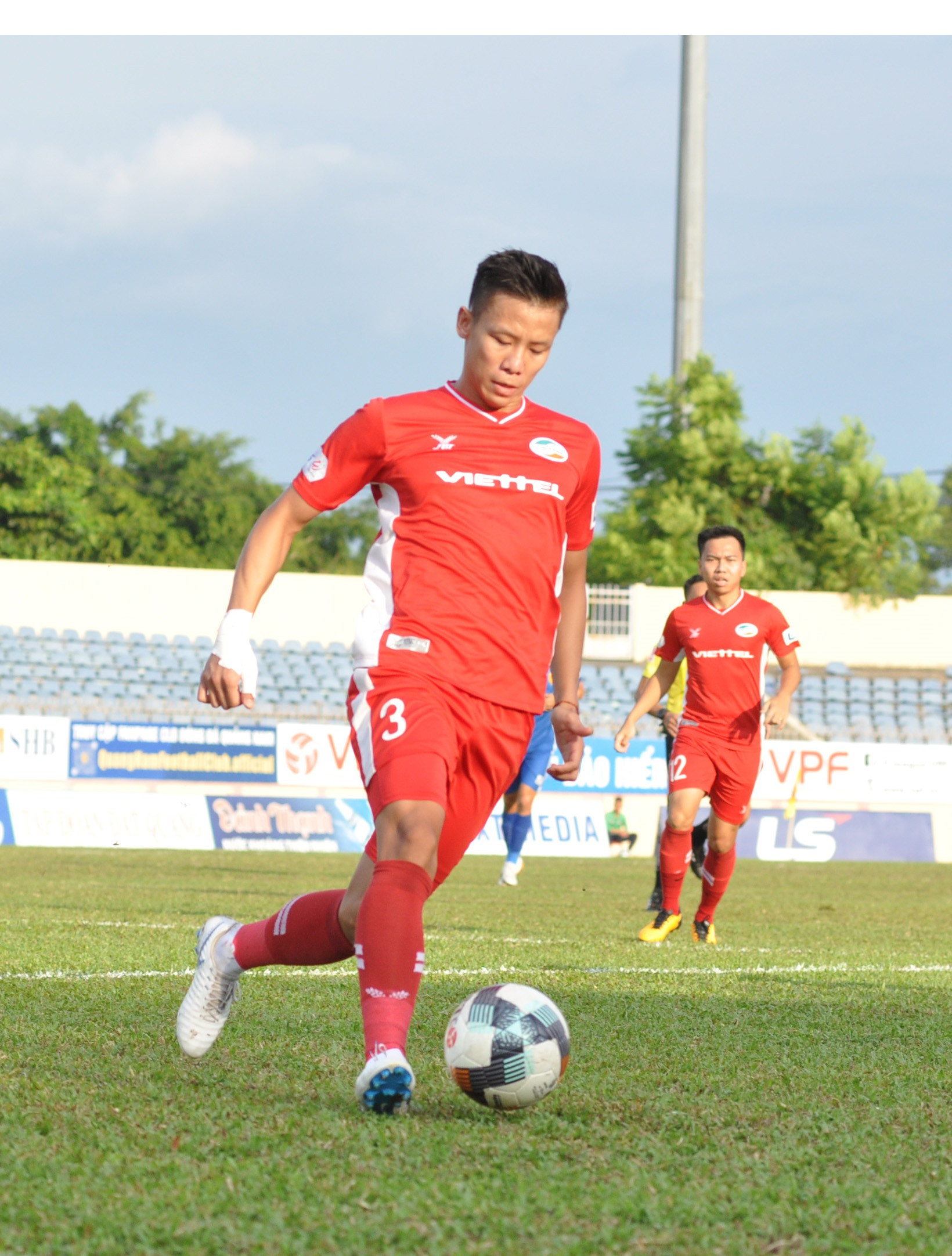 Cựu đội trưởng đội tuyển Việt Nam Quế Ngọc Hải rời Viettel trở về Sông Lam Nghệ An từ mùa giải 2022. Ảnh: A.S
